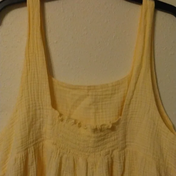 Dress - Picture 4 of 6